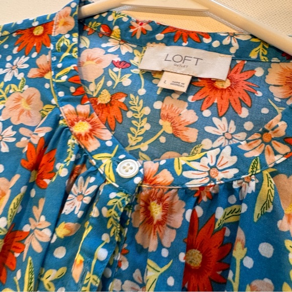 Loft Large cotton half button down puffy sleeves flowers - Picture 6 of 12